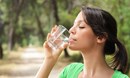 فوائد شرب الماء على البشرة